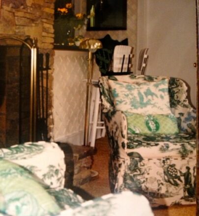 Green toile chair at Pavillon du Bois in Highlands