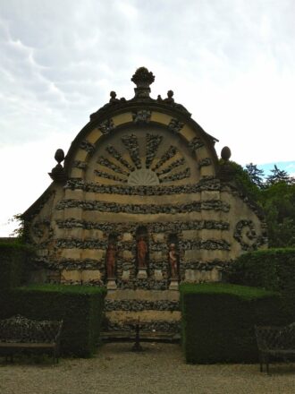 Folly at Burgundy chateau